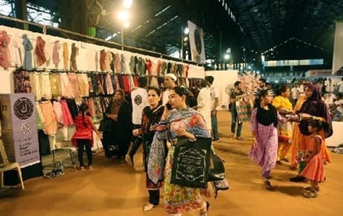 Bandra Hill Road Market, Mumbai