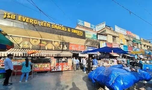 Brahmaputra Market, Sector 29 Noida