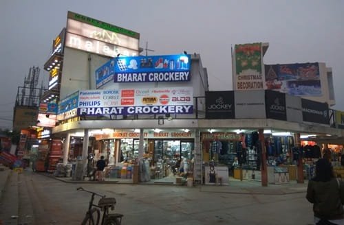 Defence Colony Main Market, Delhi