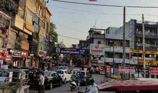 Rani Bagh Market, Pitampura